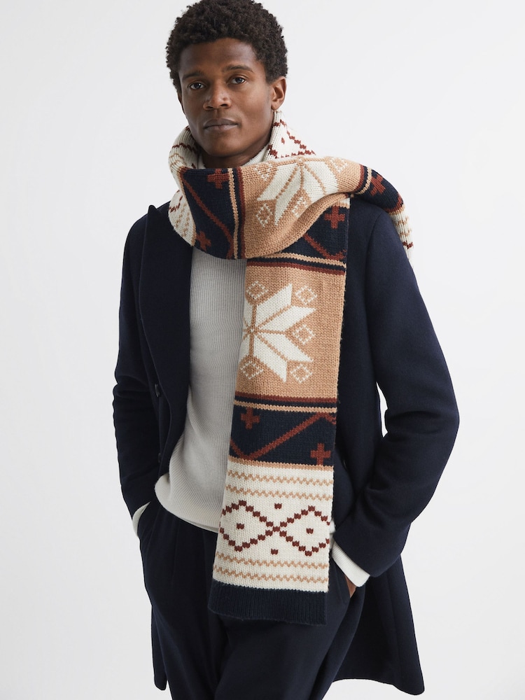 Reiss Navy Multi Norbury Fairisle Pattern Knitted Scarf - Image 2 of 4