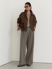 Reiss מכנסיים בגזרה רחבה עם קפלים, דגם Katya - תמונה 1 מתוך 7