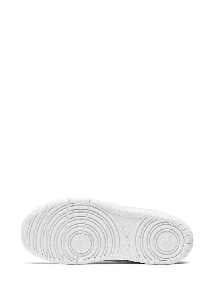Weiß - Nike Junior Court Borough Niedrige Turnschuhe - Bild 6 von 6 Weiß - Nike Junior Court Borough Niedrige Turnschuhe - Bild 6 von 6
