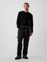 Μαύρο - Gap Relaxed Henley T-Shirt - Εικόνα 2 από 5