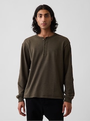 Λαδί - Gap Relaxed Henley T-Shirt - Εικόνα 1 από 5