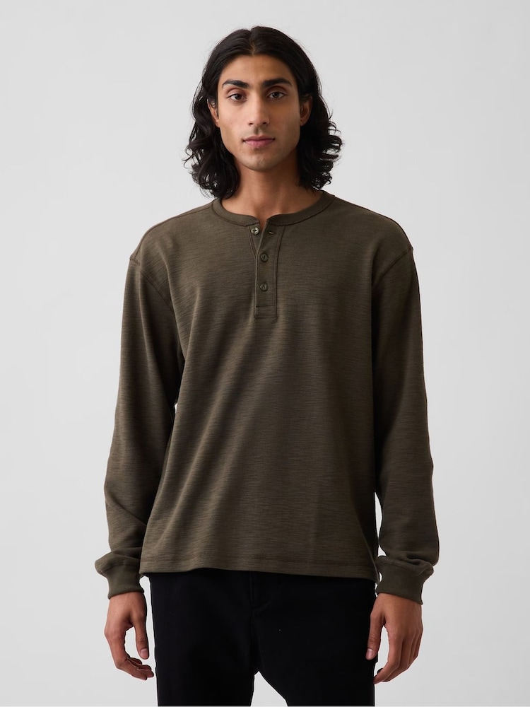 Λαδί - Gap Relaxed Henley T-Shirt - Εικόνα 1 από 5