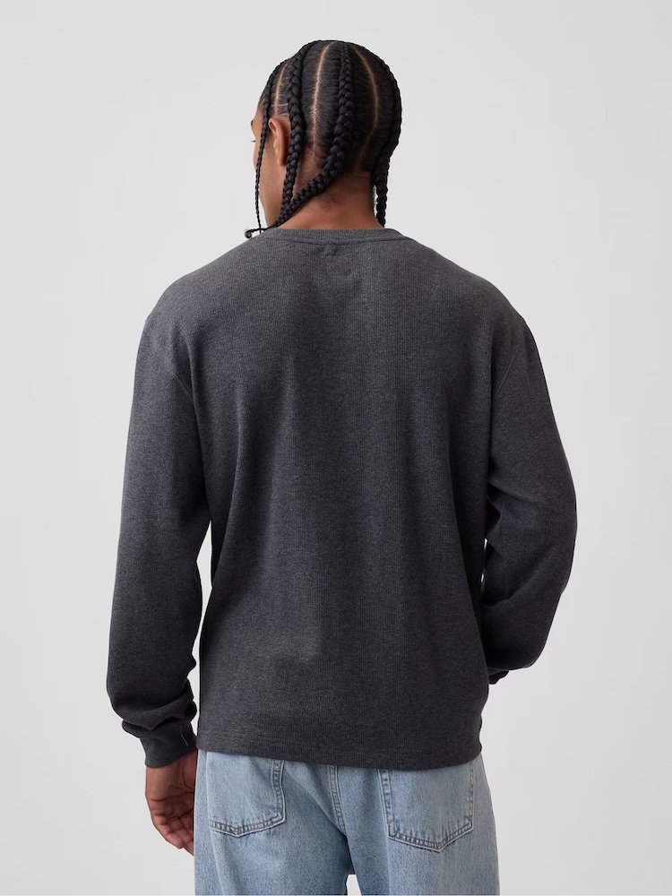 Gap Charcoal Grey Relaxed Waffle Knit Long Sleeve T-Shirt - Image 2 of 5 Gap Charcoal Grey Relaxed Waffle Knit Long Sleeve T-Shirt - Image 2 of 5