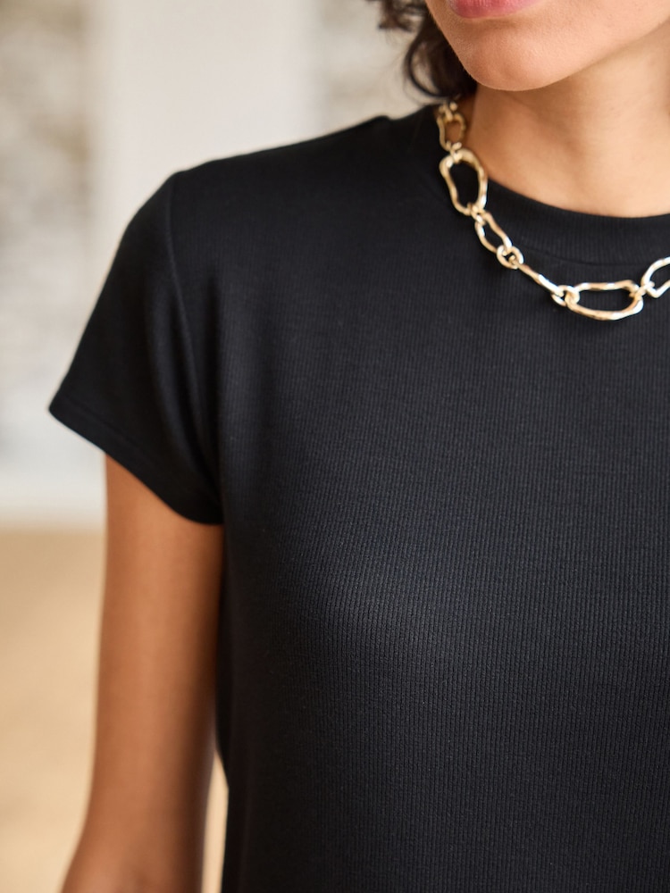 Czarny - Soft Touch Ribbed Short Sleeve T-Shirt with TENCEL™ Lyocell - Image 4 of 6
