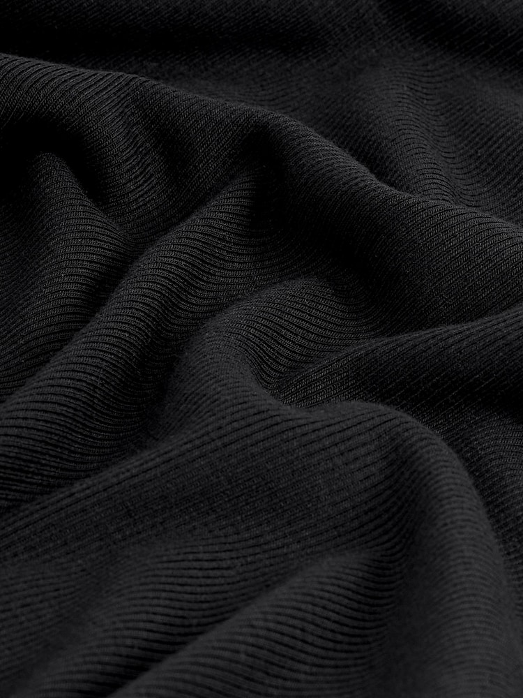 Negro - Camiseta de manga corta de canalé con diseño suave al tacto con TENCEL™ Lyocell - Imagen 6 de 6 Negro - Camiseta de manga corta de canalé con diseño suave al tacto con TENCEL™ Lyocell - Imagen 6 de 6