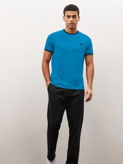 Fred Perry Twin Tipped Logo 100% Cotton T-Shirt - Image 3 of 7