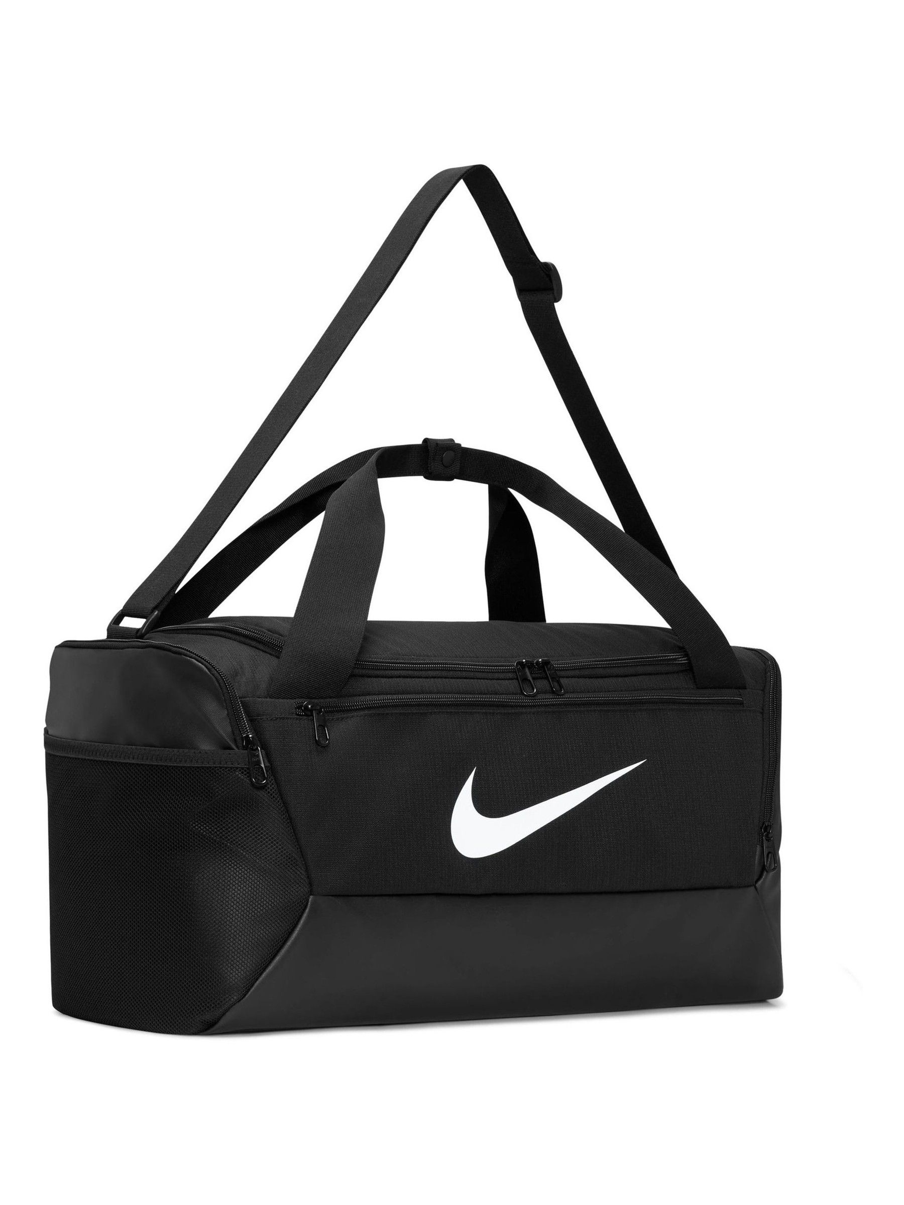 nike training brasilia 9.0 holdall bag in black