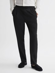Reiss Black Hiroshio Tapered Textured Trousers - Image 3 of 4