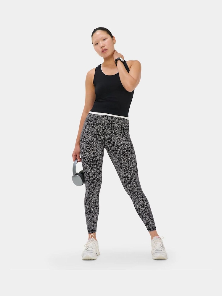 Black Micro Dot - Leggings para entrenamiento intenso de Sweaty Betty - Imagen 2 de 4 Black Micro Dot - Leggings para entrenamiento intenso de Sweaty Betty - Imagen 2 de 4