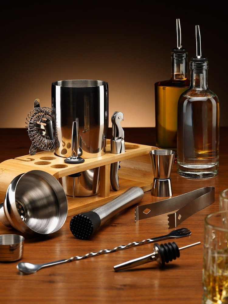 MenKind 12 Piece Clear Connoisseur Creations Cocktail Set - Image 2 of 5 MenKind 12 Piece Clear Connoisseur Creations Cocktail Set - Image 2 of 5
