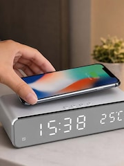 MenKind Silver RED5 Wireless Charging Alarm Clock LED Display - Image 3 of 6