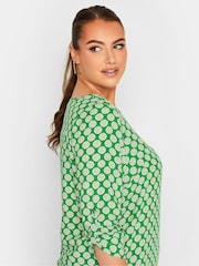 Yours Curve Green Tab Sleeve Blouse - Image 4 of 4