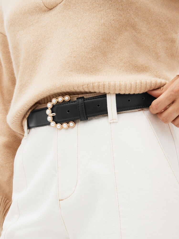 Svart pärlspänne - Vanligt bälte - Bild 2 av 4 Svart pärlspänne - Vanligt bälte - Bild 2 av 4