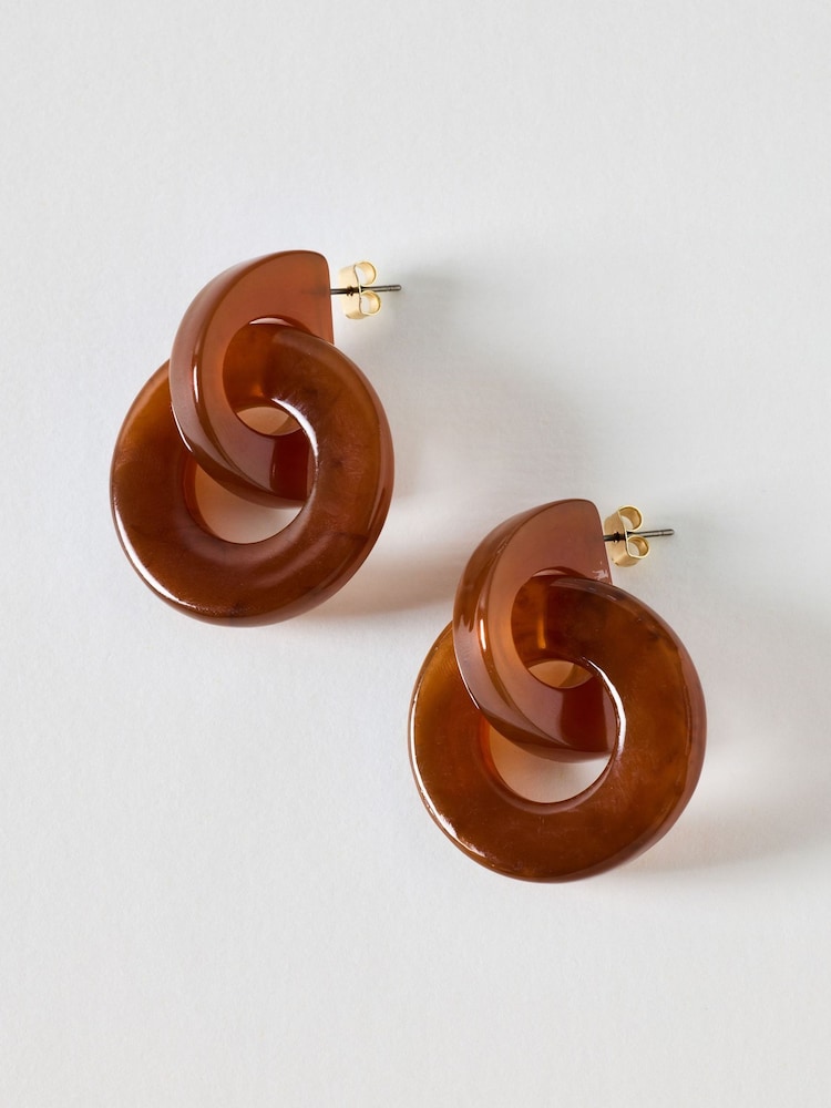 Oliver Bonas Brown Cami Brown Resin Loop Drop Earrings - Image 1 of 2 Oliver Bonas Brown Cami Brown Resin Loop Drop Earrings - Image 1 of 2