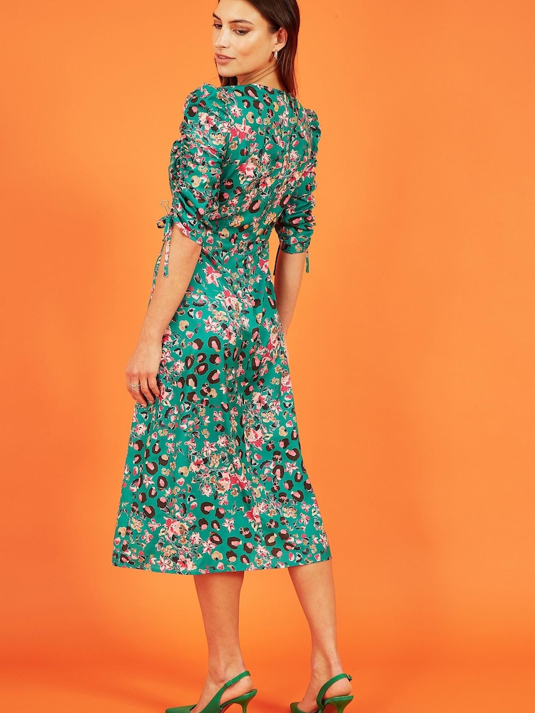 Yumi Green Animal Print Ruched Sleeve Midi Dress - Image 2 of 5