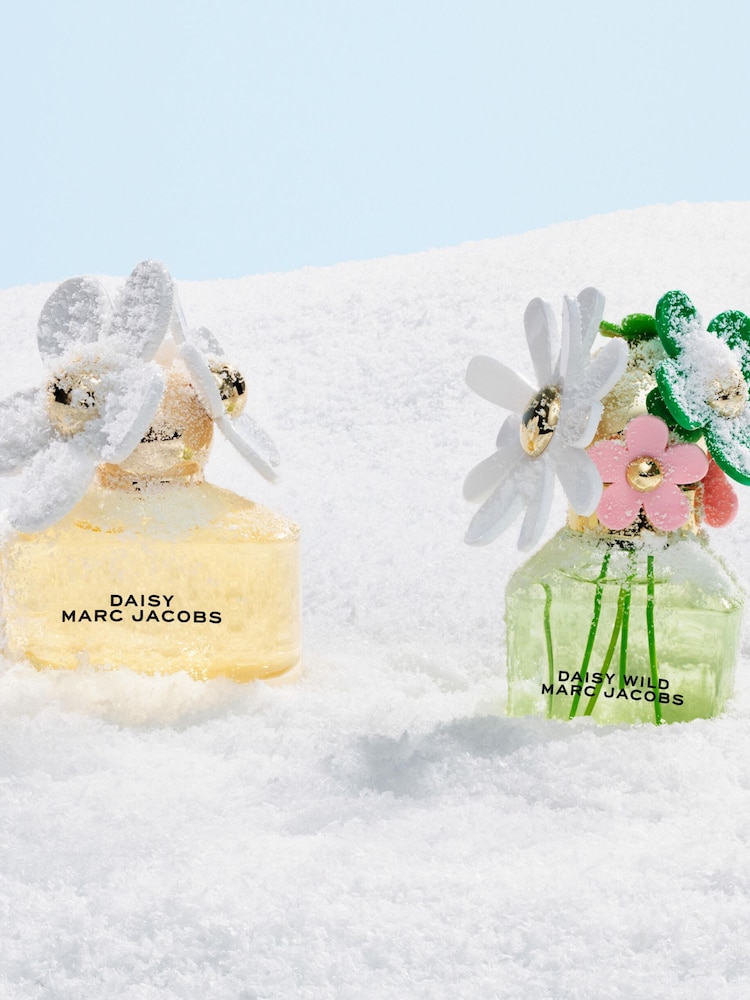 Marc Jacobs Daisy Wild Eau De Parfum Duo Gift Set (Worth £96) - Image 4 of 4 Marc Jacobs Daisy Wild Eau De Parfum Duo Gift Set (Worth £96) - Image 4 of 4