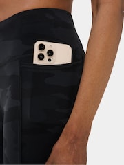 Sweaty Betty Black Camo Power 7/8 Piping Workout Leggings - Image 6 of 6