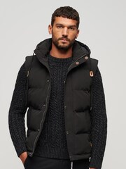 črna - puhast brezrokavnik s kapuco Superdry Everest - Slika 1 iz 7