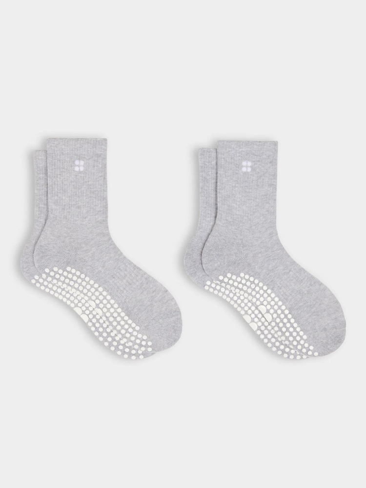 Lot de chaussettes antidérapantes Sweaty Betty Pilates Col rond 2 - Image 1 de 4 Lot de chaussettes antidérapantes Sweaty Betty Pilates Col rond 2 - Image 1 de 4