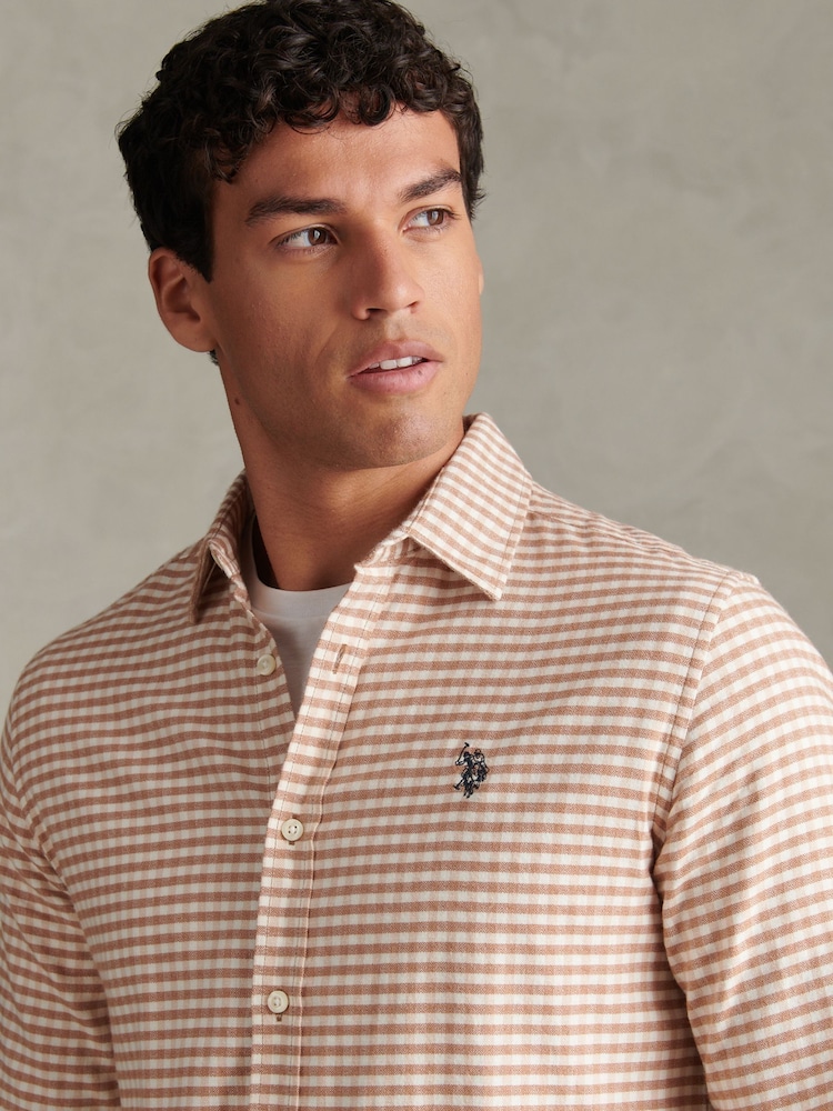 Brun - U.S. Polo Assn Textured Weave Gingham Shirt - Bilde 2 av 9