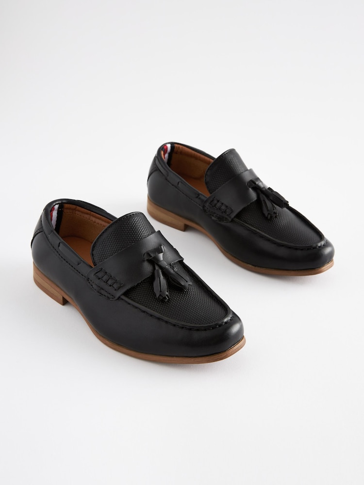 Črna z resicami - Elegantni mokasini z resicami - Slika 1 iz 4