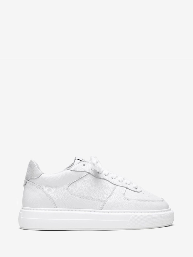 CLEENS Court Trainers - Image 1 of 4