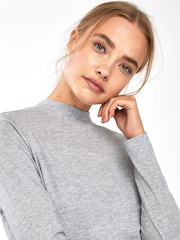 رمادي مموج - توب ياقة عالية كم طويل - Image 3 of 7