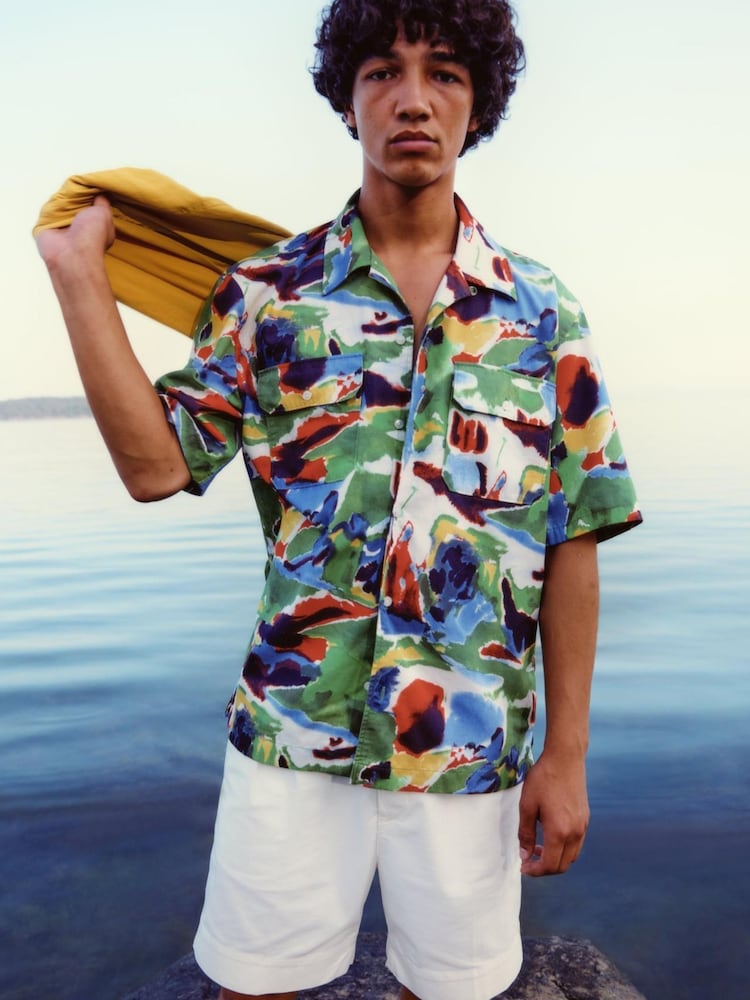 GANT Green Relaxed Cotton Lyocell Print Short Sleeve Shirt - Image 1 of 5