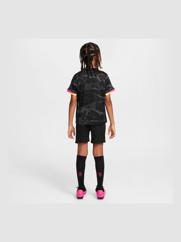 Nike Grey Chelsea FC 2024/25 Stadium Third 3 Piece Football Kit - Image 2 of 19