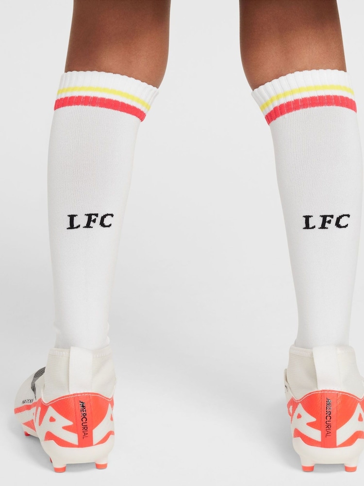 Nike White Kids Liverpool Replica Football Kit - Image 3 of 15