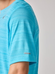 Baltsko modra - Trening majica Nike Dri-FIT Miler - Slika 7 iz 8
