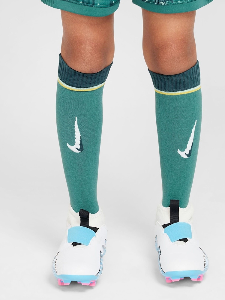 Nike Green Jr. Tottenham Hotspur FC 24/25 Third Stadium 3 Piece Football Kit - Image 8 of 17