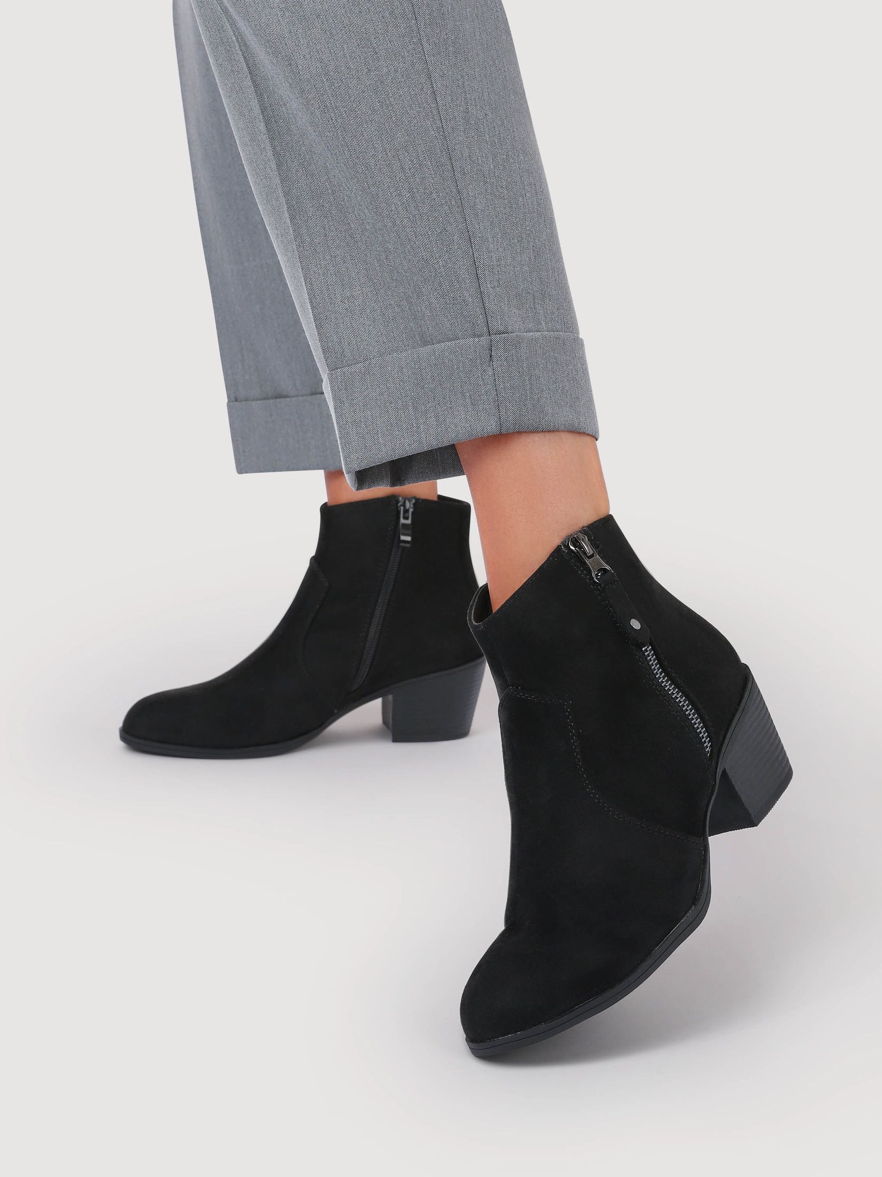Pavers Women's Black Western-Heeled Ankle Boots In | Size: 8 - Image 3