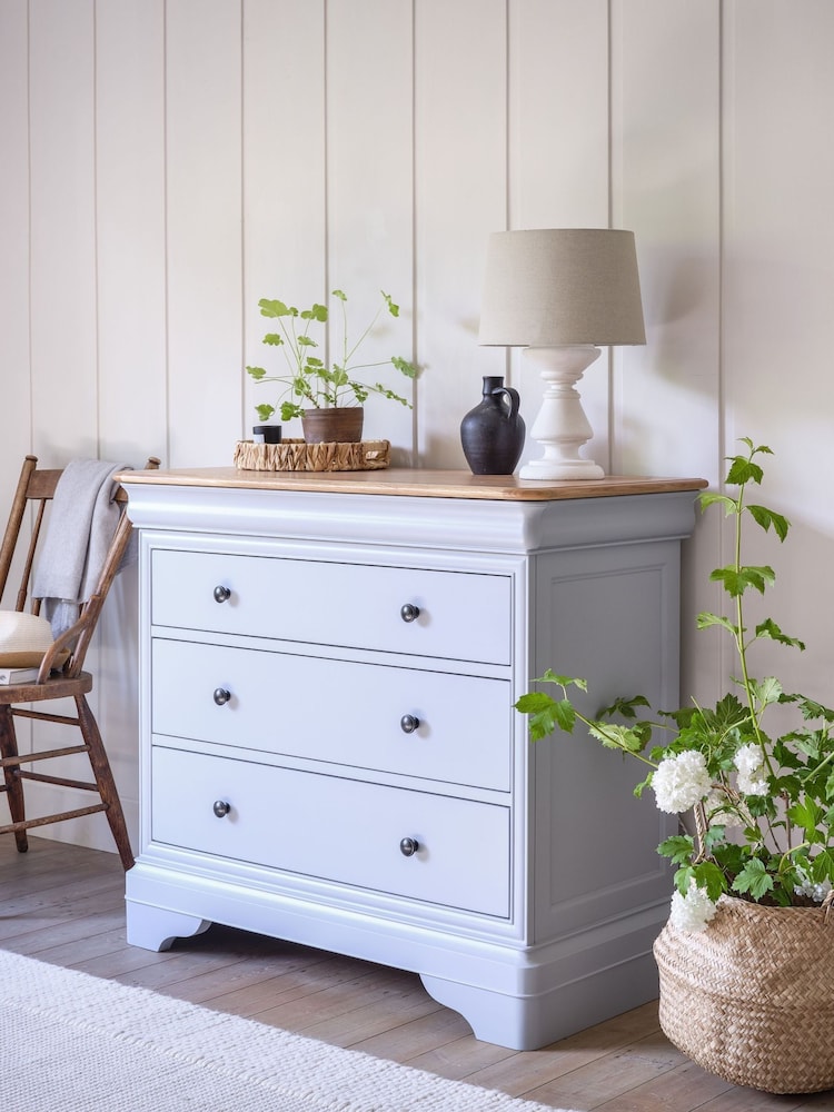 Willis & Gambier Dove Grey Chantilly 3 Drawer 3 Drawer Chest - Image 1 of 9 Willis & Gambier Dove Grey Chantilly 3 Drawer 3 Drawer Chest - Image 1 of 9