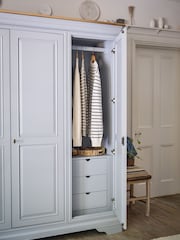 Willis & Gambier Dove Grey Chantilly 3 Door Wardrobe - Image 3 of 14