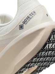 Nike Nude Winflo 11 GORETEX Weatherized Road Running Trainers - Image 8 of 10