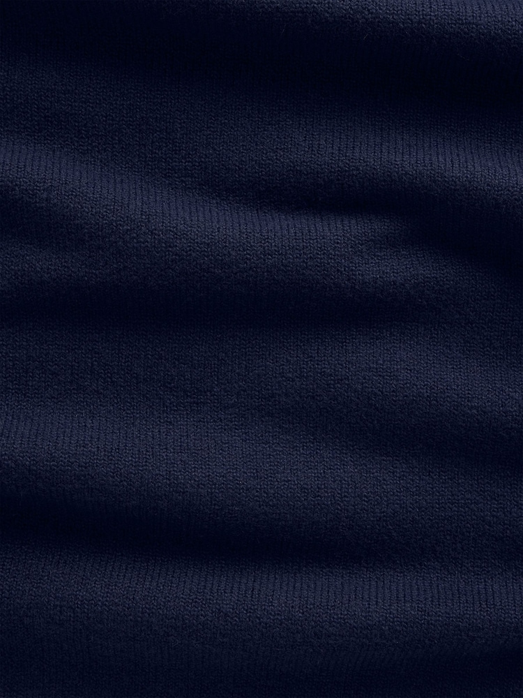 Gap Navy CashSoft Crew Neck Jumper - Image 5 of 5 Gap Navy CashSoft Crew Neck Jumper - Image 5 of 5