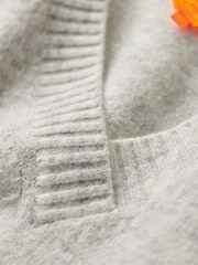 Grau - Superdry Oversize-Pullover mit V-Ausschnitt - Bild 6 von 6