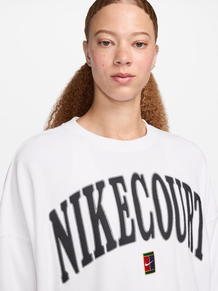 Nike White Oversized Court Heritage Varsity Over Crew Neck Graphic Tennis Sweatshirt - Image 3 of 3