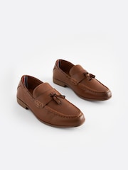 Rumenorjava z resicami  - Elegantni mokasini z resicami - Slika 1 iz 5