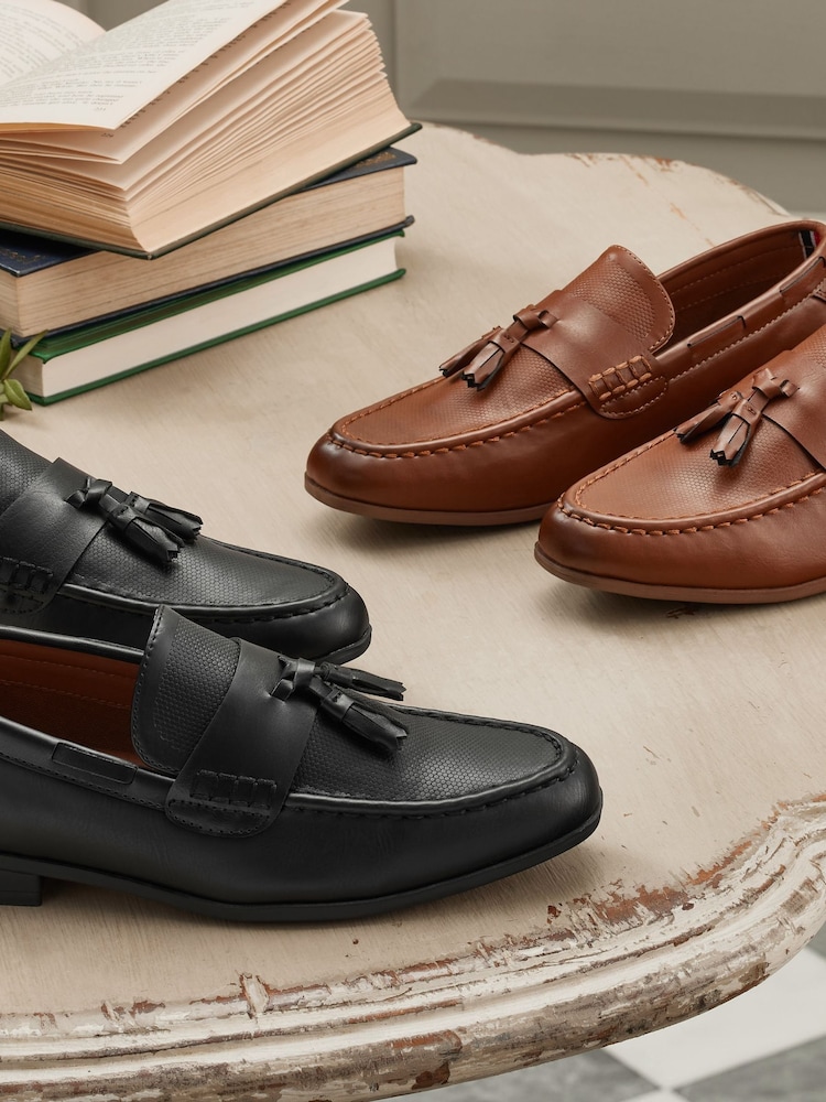 Rumenorjava z resicami  - Elegantni mokasini z resicami - Slika 5 iz 5