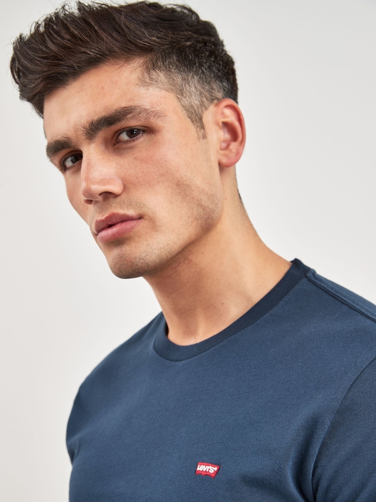 Levi's® Navy Blue Original Housemark 100% Cotton T-Shirt - Image 3 of 4