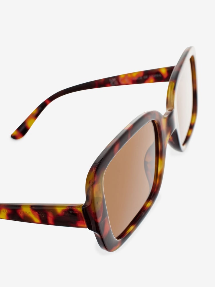 Tortoiseshell Brown Polarised Rectangle Sunglasses - Image 6 of 6