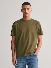 Khakigrün - GANT – T-Shirt mit 100 % Baumwolle und Shield-Logo - Bild 1 von 5