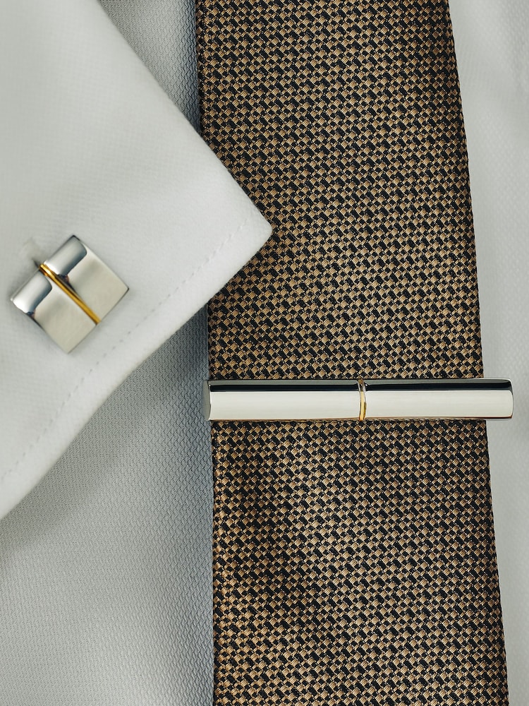 2 Tone Silver/Gold Cufflink And Tie Clip Set - Image 2 of 7