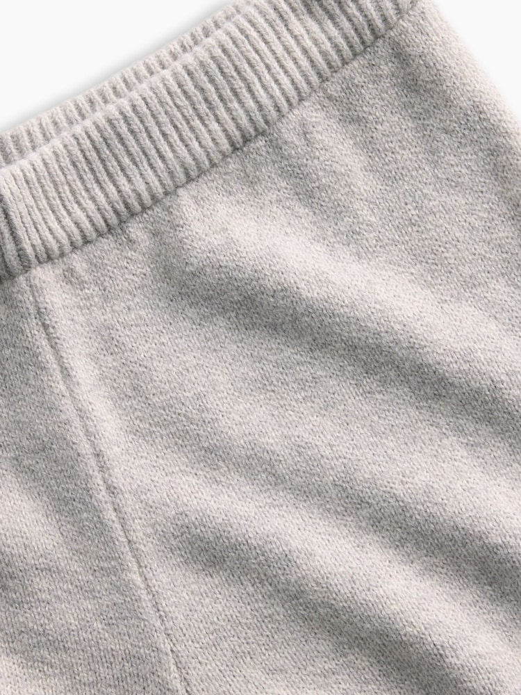Gap Light Grey CashSoft Wide-Leg Knitted Trousers (4-13yrs) - Image 5 of 5 Gap Light Grey CashSoft Wide-Leg Knitted Trousers (4-13yrs) - Image 5 of 5