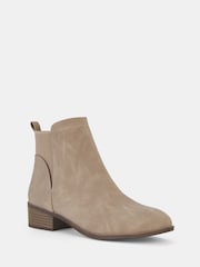 Novo Natural Regular Fit Dacre Flat Ankle Chelsea Boots - Image 3 of 4