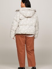 Tommy Hilfiger White Curve Abstract Logo New York Puffer Jacket - Image 2 of 8