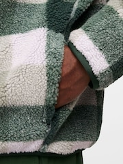 Fir/Jade - Nike Club Winterized Sherpa Quarter Zip Fleece Top - Imagen 5 de 6