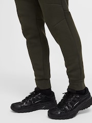 Khaki - Nike Tech-Fleece-Jogginghose - Bild 9 von 9